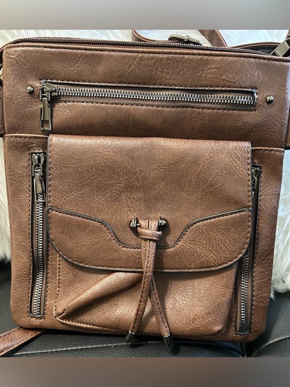 NWT Steve & Hadley Vintage Inspired Saddle Bag Multi Pocket Crossbody- Brown - Picture 6 of 8